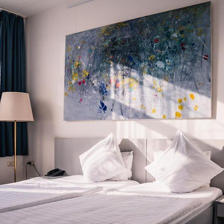 Berlin Art Hotel Gjoumri Kültér fotó